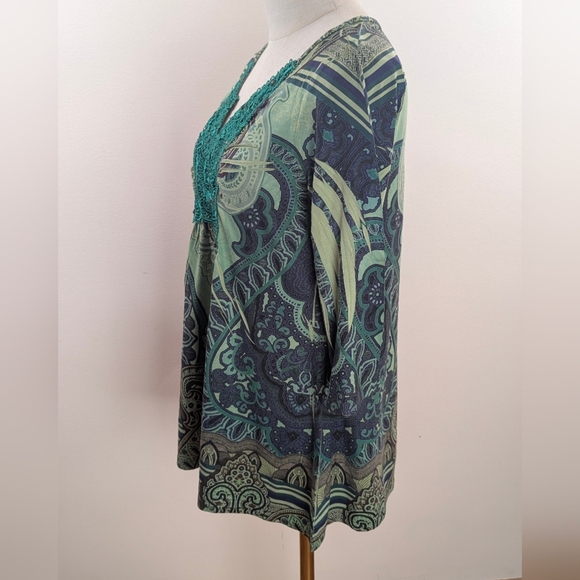 One World Women's Size Small Bohemian Teal and Green Tunic - Picture 6 of 9